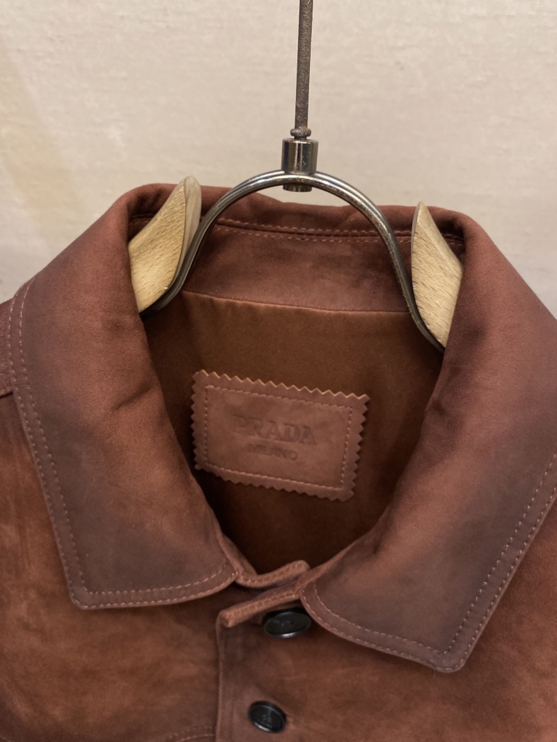 Pra*a outwear